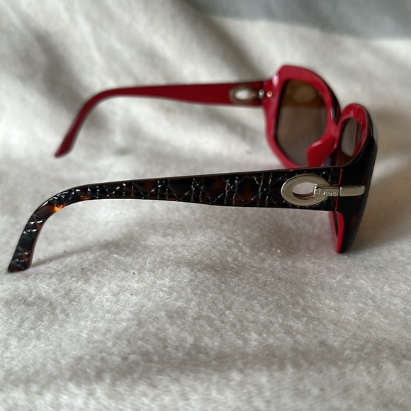 DIOR Tortoise Sunglasses - Picture 3 of 5